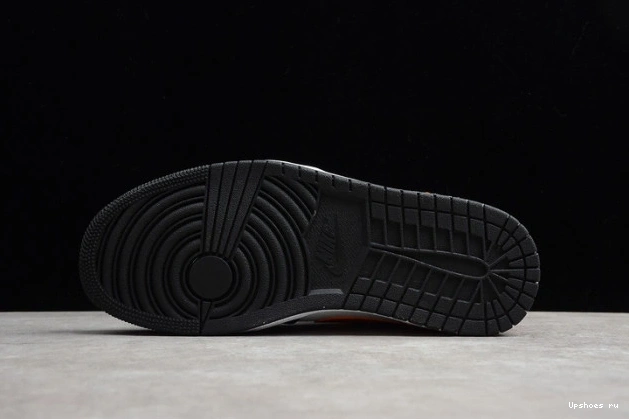 MID SHATTERED 554724-058 JORDAN AIR BACKBOARD 1 0430